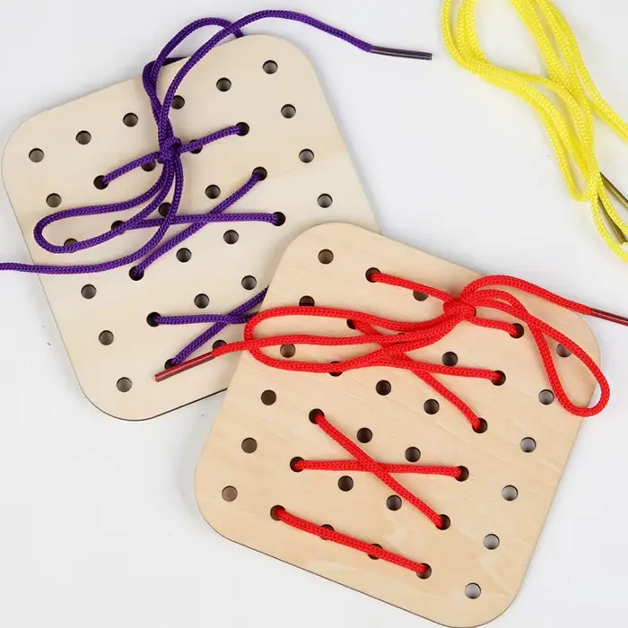 Aide pédagogique Montessori en bois