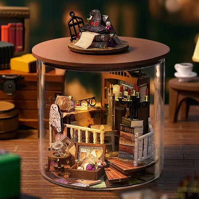 Mini Kit de maison de poupée en bois