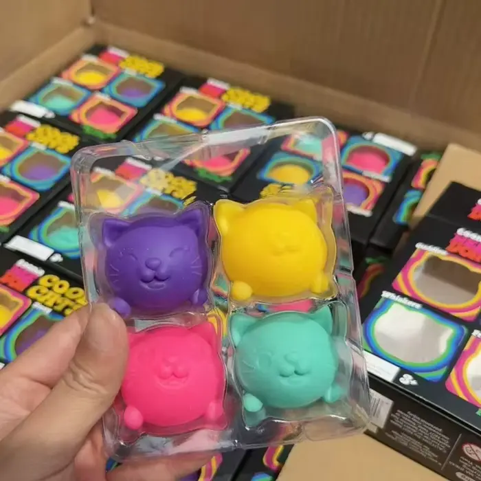 Ensemble de jouets sensoriels Teenie Needoh Cool Cats colorés et moelleux pour soulager l'anxiété et le stress