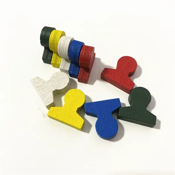 50 pièces 16*16*5MM en bois forme humanoïde