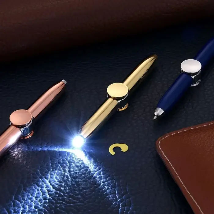 Stylos gyroscopiques lumineux à décompression multifonctionnelle, rotation des doigts, jouet Fidgets