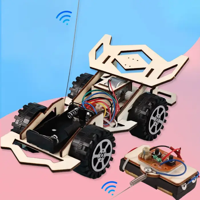 Jouets de course électriques en bois télécommandés pour enfants