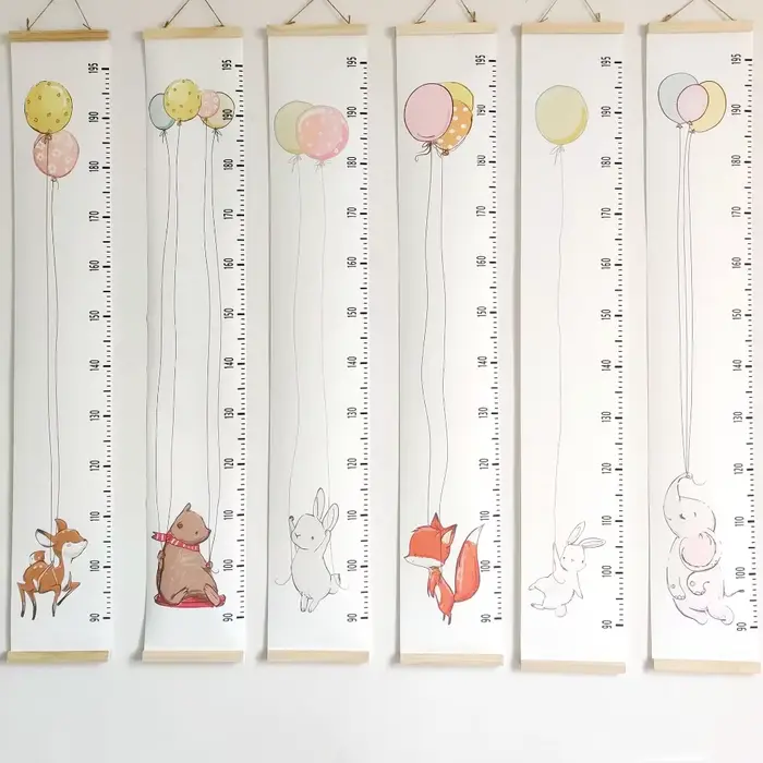 Tableau de croissance des enfants avec cadre en bois