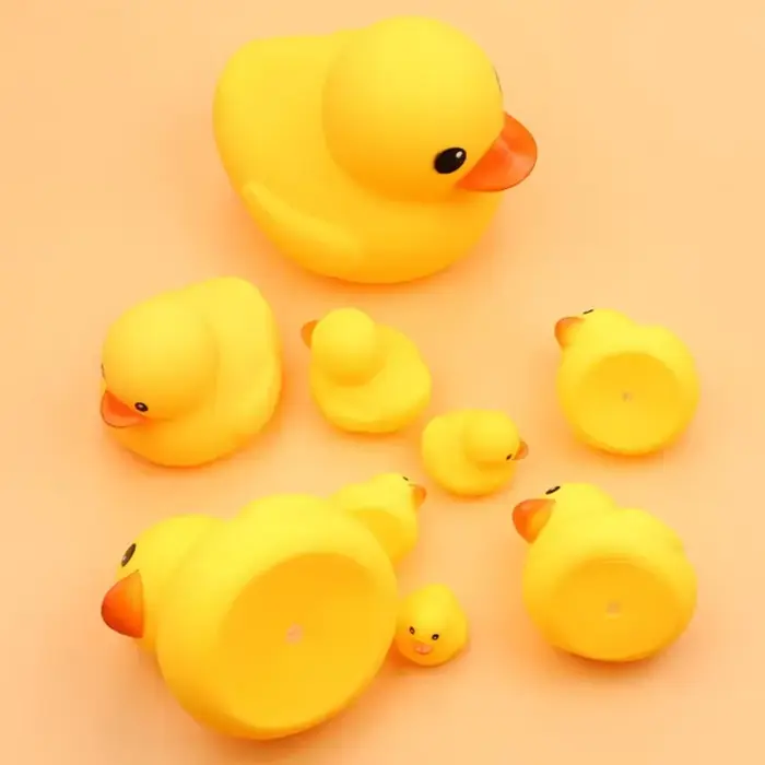 Jouets de Bain en Forme de Petit Canard Jaune pour Bébé, Accessoire en Caoutchouc à Presser, Jouet A