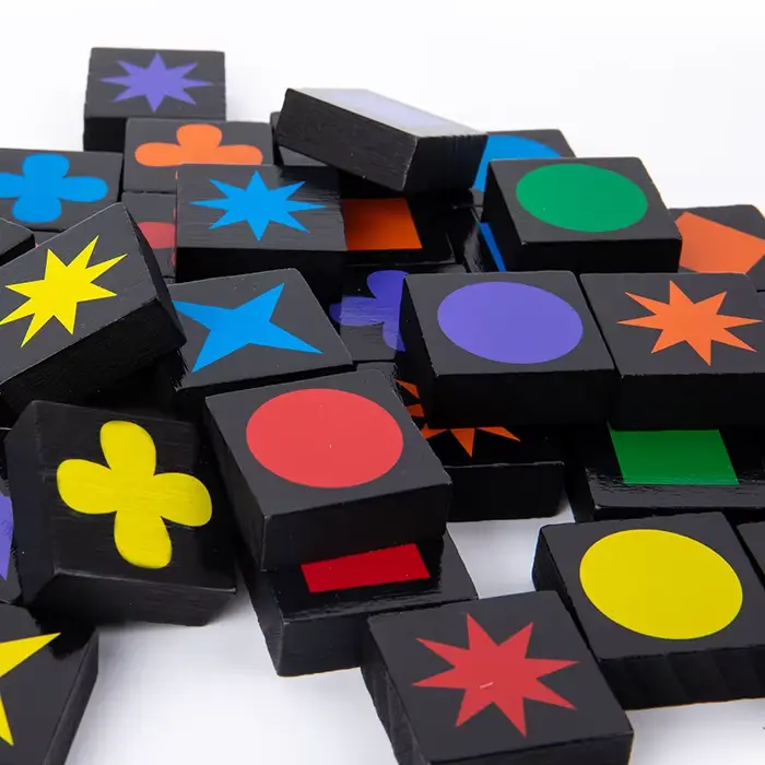Jeu d'échecs éducatif Gowinbaby en bois coloré pour enfants et adultes occaions familiales partage stratégique