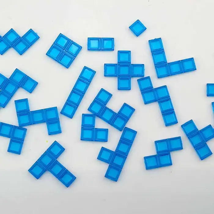 Jeu de société de stratégie pour enfants en fantaisie et science-fiction, jouets éducatifs, puzzle cadeau pour fêtes familiales et après-midi de jeux d'intérieur