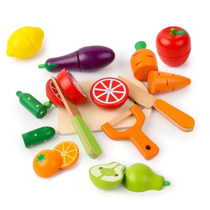 Jouet en bois pour couper les fruits et légumes