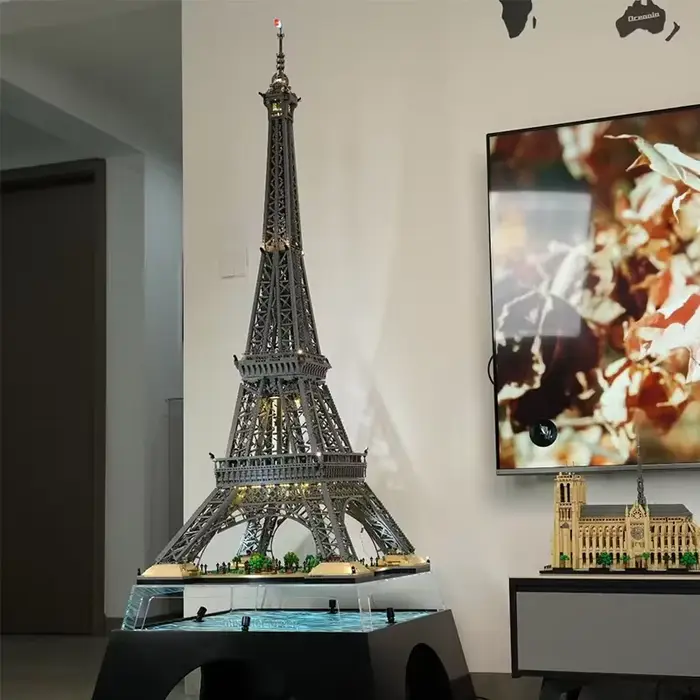 En stock, Tour Eiffel de 1
