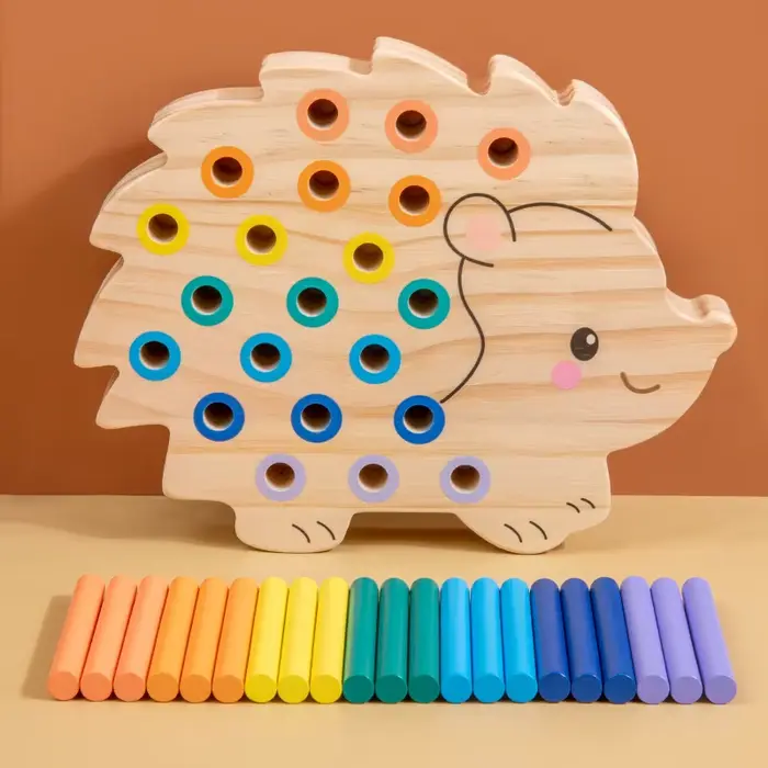 Jeu d'association de bâtonnets colorés en forme de hérisson en bois, reconnaissance des couleurs, en