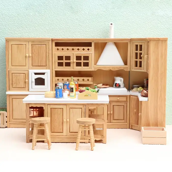 Maison de poupée en bois