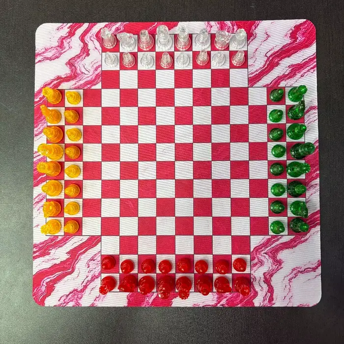 Jeu d'échecs pour 4 joueurs en plateau de 35 cm 64 pièces 4 couleurs parties stratégiques pour familles et amis occasions spéciales